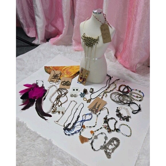 Jewelry Lot Hippie Gypsy Theme Clean Curated Bundle Free Gift - Picture 1 of 16